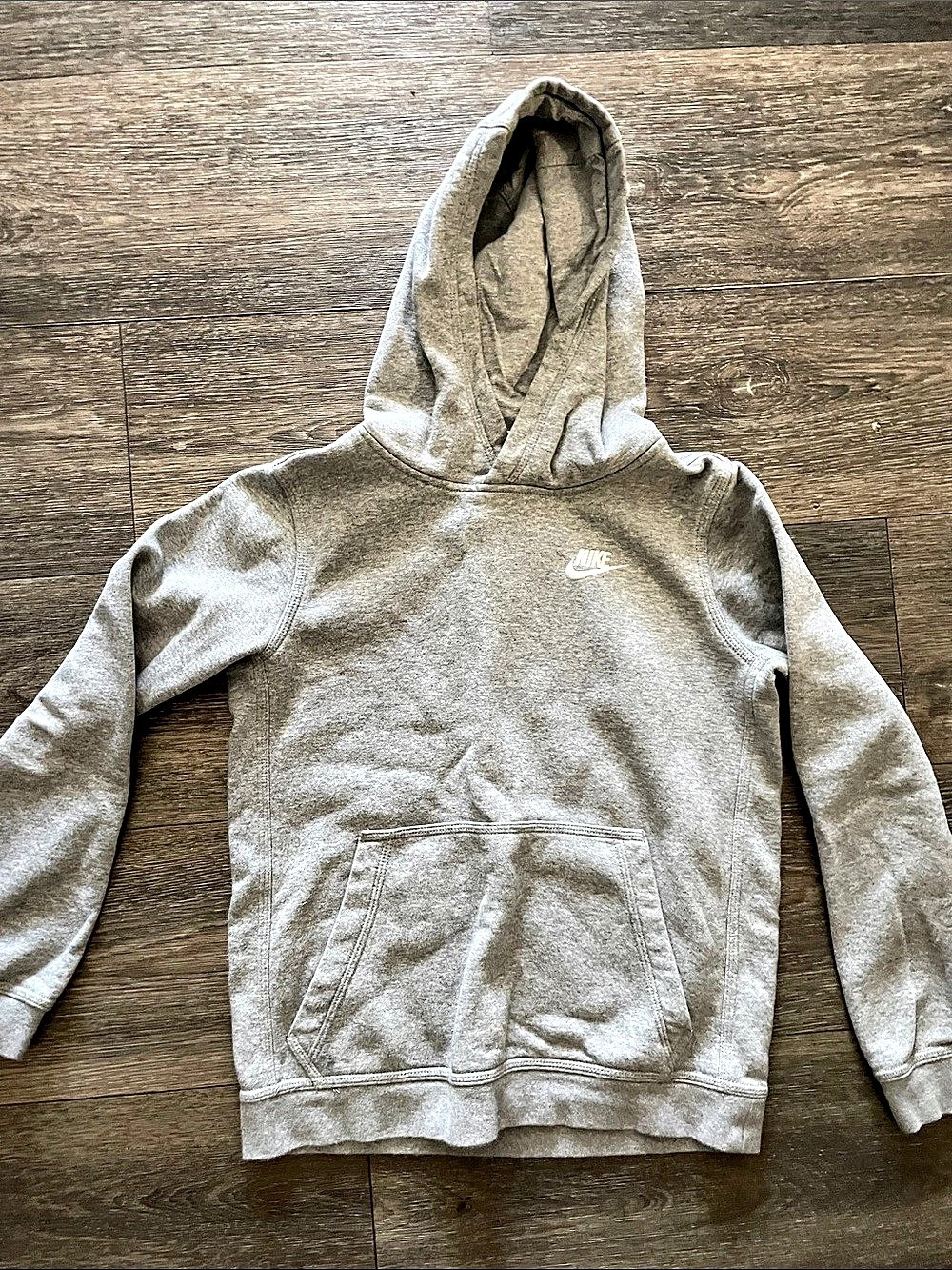 Nike Sportswear Club Fleece Pullover Hoodie Gray Boys Large